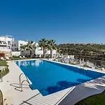 Luxury Penthouse With Sea View In Paraiso Pueblo Apartmán