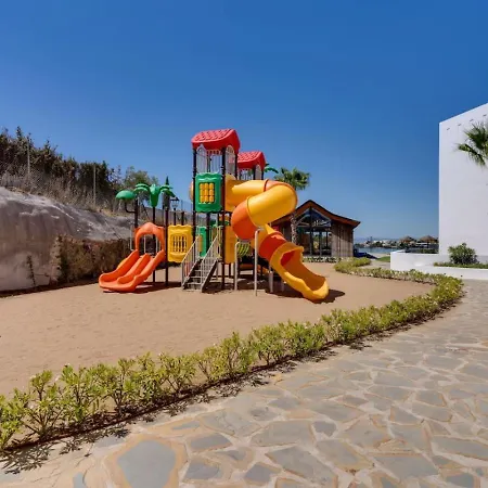 Luxury Penthouse With Sea View In Paraiso Pueblo شقة *