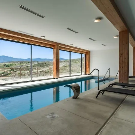 Luxury Penthouse With Sea View In Paraiso Pueblo 에스테포나