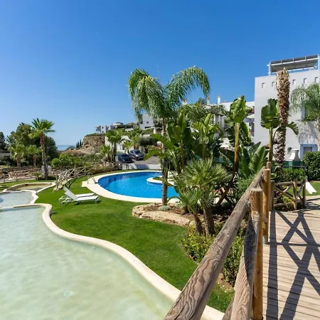 Luxury Penthouse With Sea View In Paraiso Pueblo * 埃斯特波纳