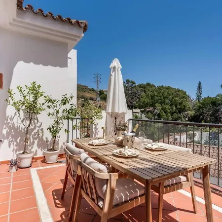 Luxury Penthouse With Sea View In Paraiso Pueblo *