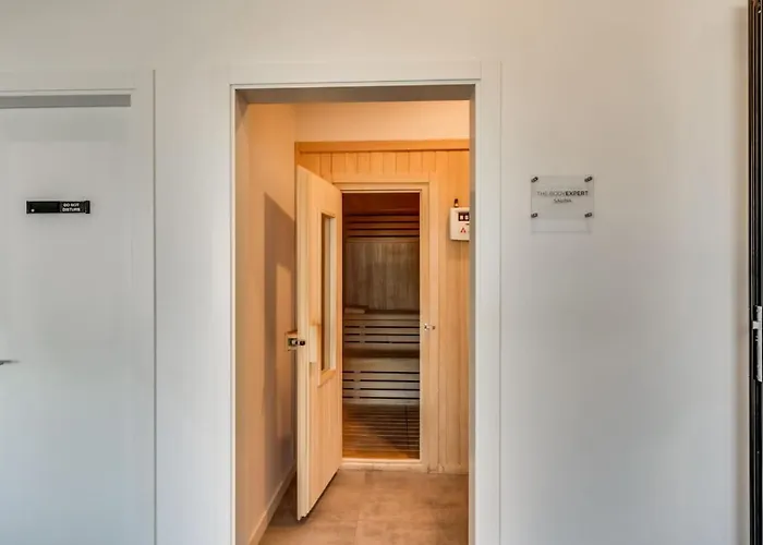 Luxury Penthouse With Sea View In Paraiso Pueblo アパート